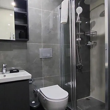 New Flat With Big Living Spaces 3 Near By Lara Appartamento
